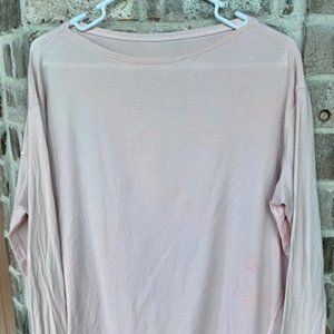 Lululemon Back in Action Top in light pink size 8